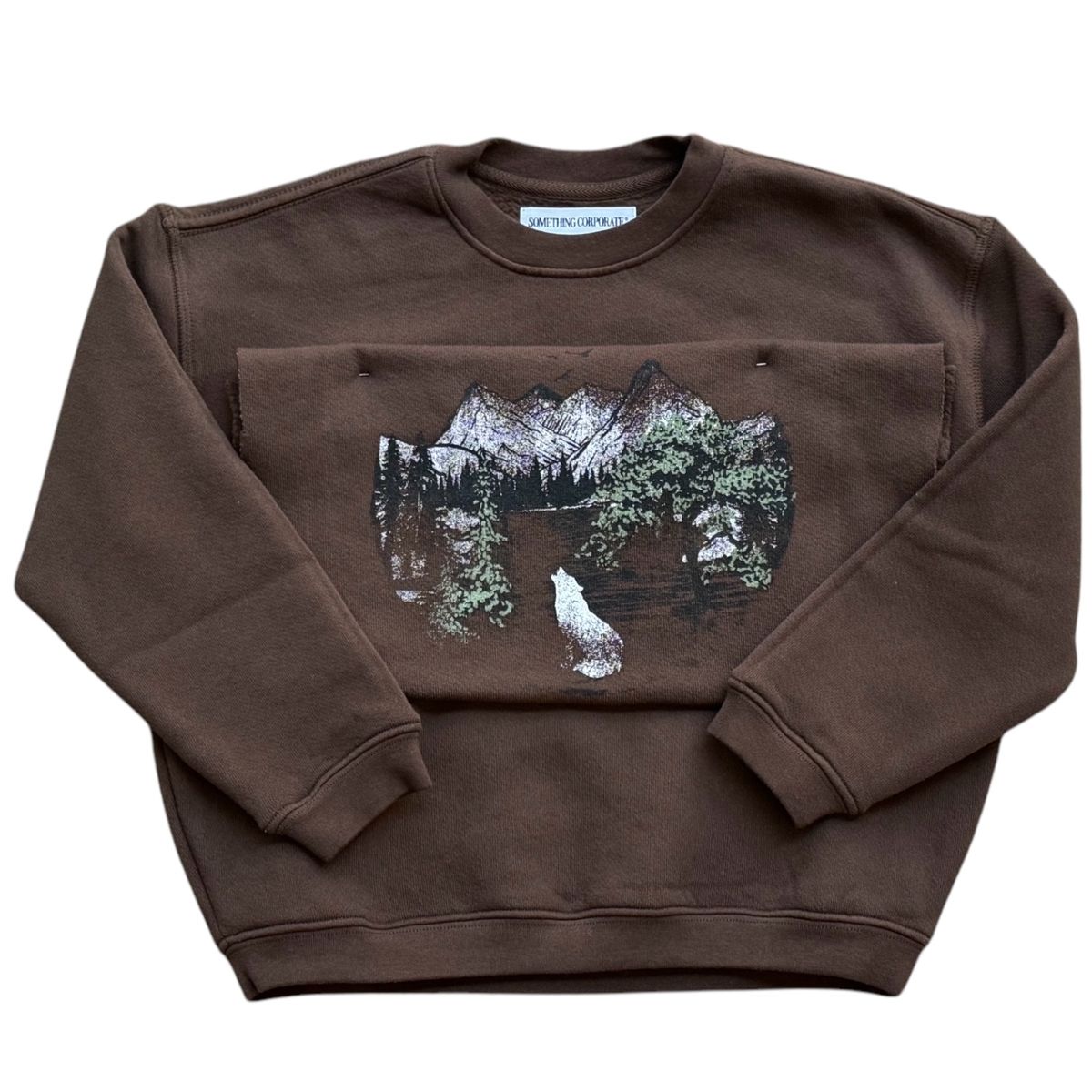 WANDERING WOLF SWEATSHIRT