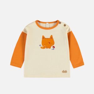 Cream long-sleeved t-shirt with a fox