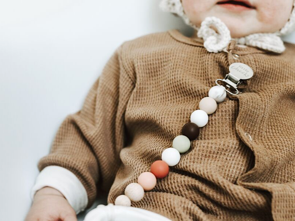 MULTI Pacifier Clips