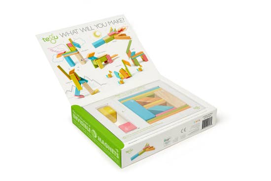 14 Piece Magnetic Wooden Block Set